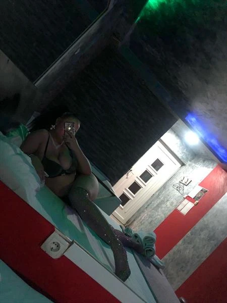 Nina, Escort, Belgrade
