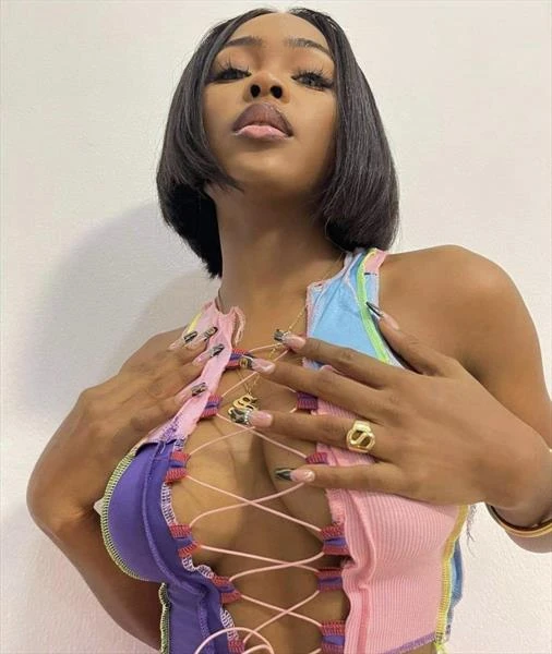 Vibewithdora, Escort, Accra