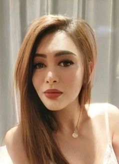Athina, Escort, Hongguang Qidui