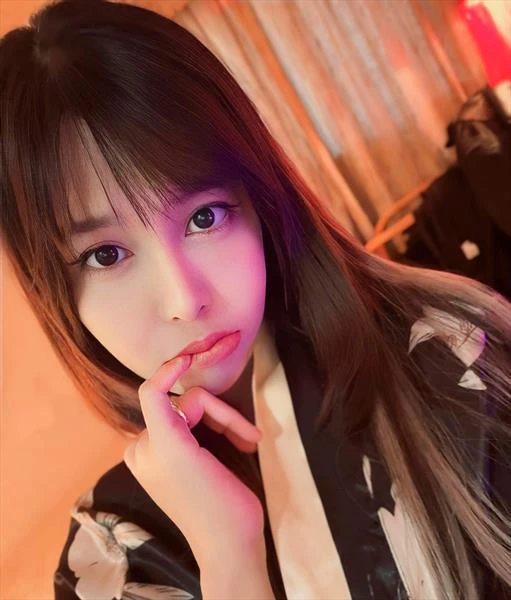 hentai zai (yua ), Escort, Tokyo