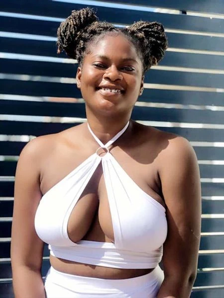 Eva Nelson, Escort, Accra