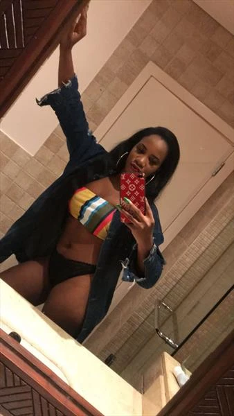 Berry, Escort, Nairobi
