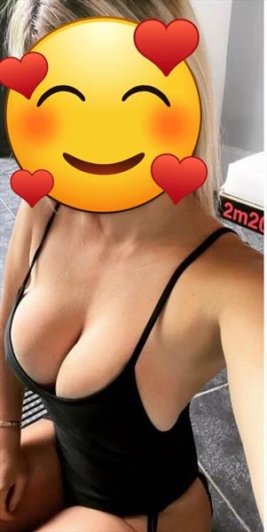 Nina — 1 / 2