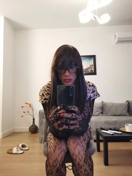 Nataly — 1 / 2