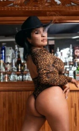 Victoria, Escort, Dundalk