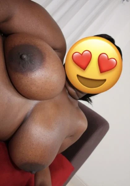 Tiana, Escort, Accra