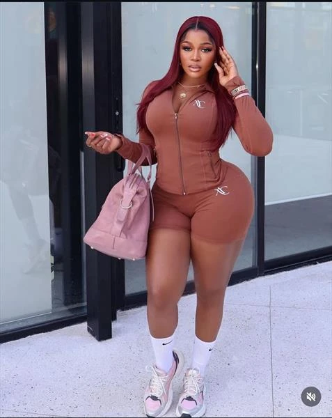 Beth, Escort, Cape Town