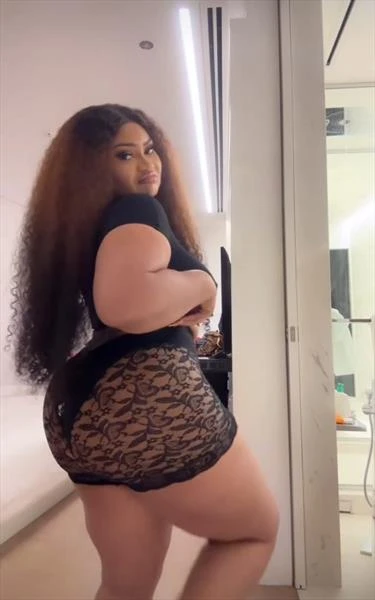 Mary, Escort, Abidjan