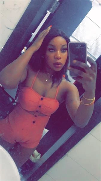 Gold, Escort, Lagos