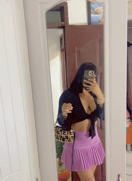 Nana, Escort, Accra