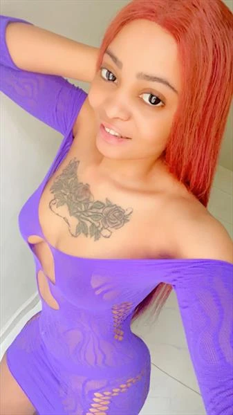 Pretty Barbie — 1 / 2