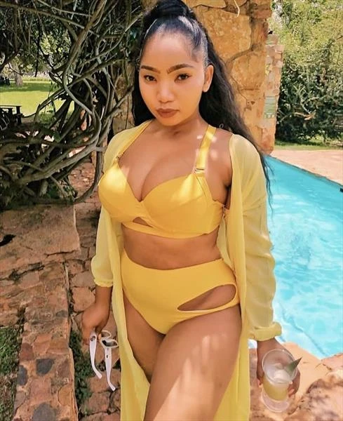 Browncreamy, Escort, Accra