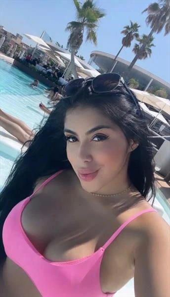 PRINCESS LATINA, Escort, Reykjavík