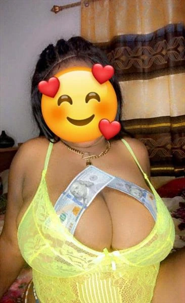 Lilyposh, Escort, Accra