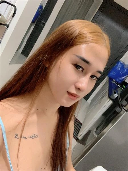 Jin, Escort, Fukuoka