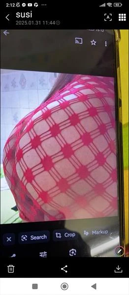 Anaana, Escort, Macau