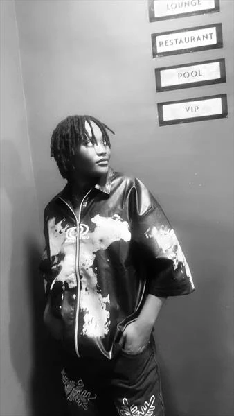 Girlll, Escort, Accra