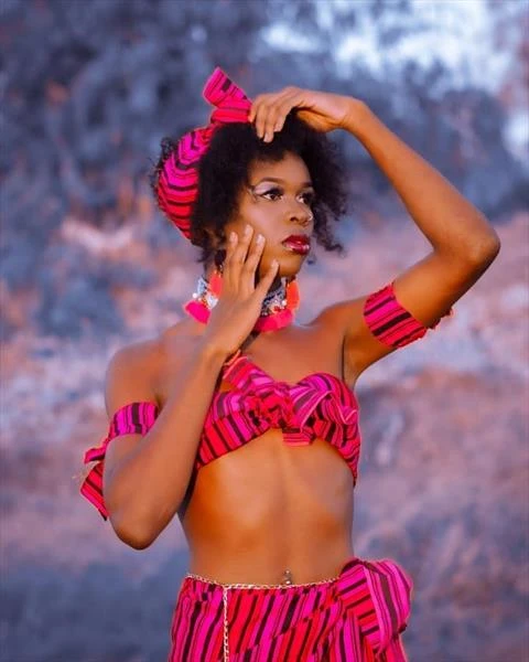 Coco, Escort, Windhoek