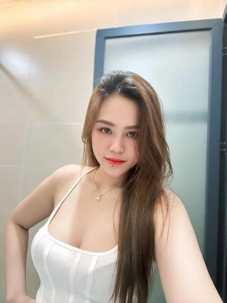 Mimi, Escort, Ho Chi Minh City
