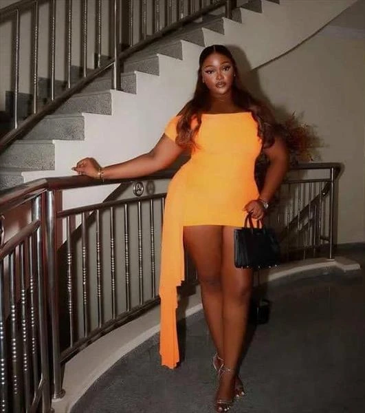 LOVE, Escort, Abidjan