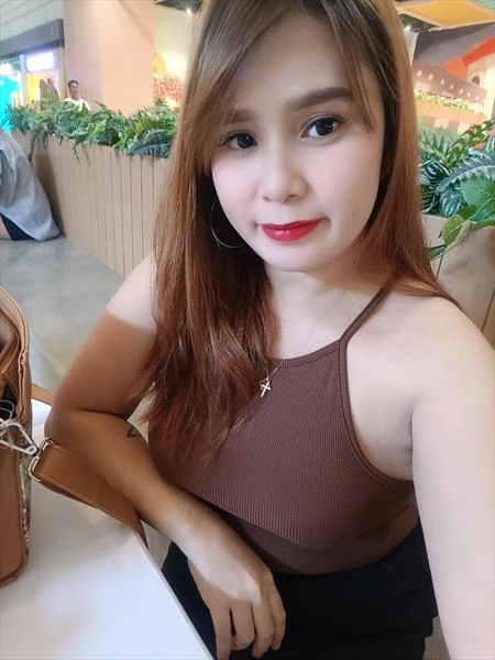 Claires, Escort, Cebuano