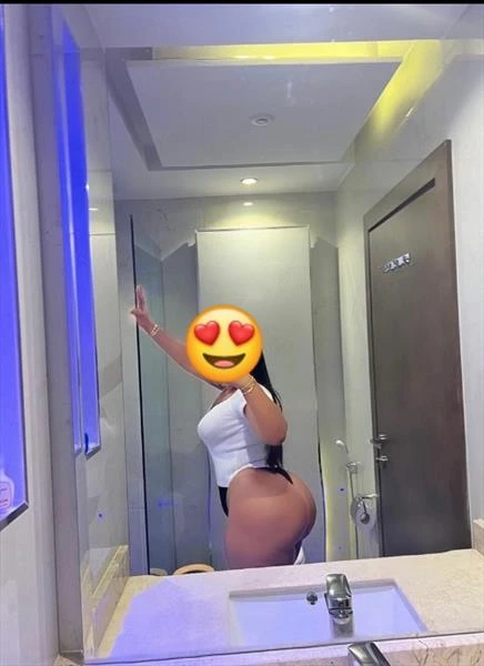Baddie 😍 — 1 / 2