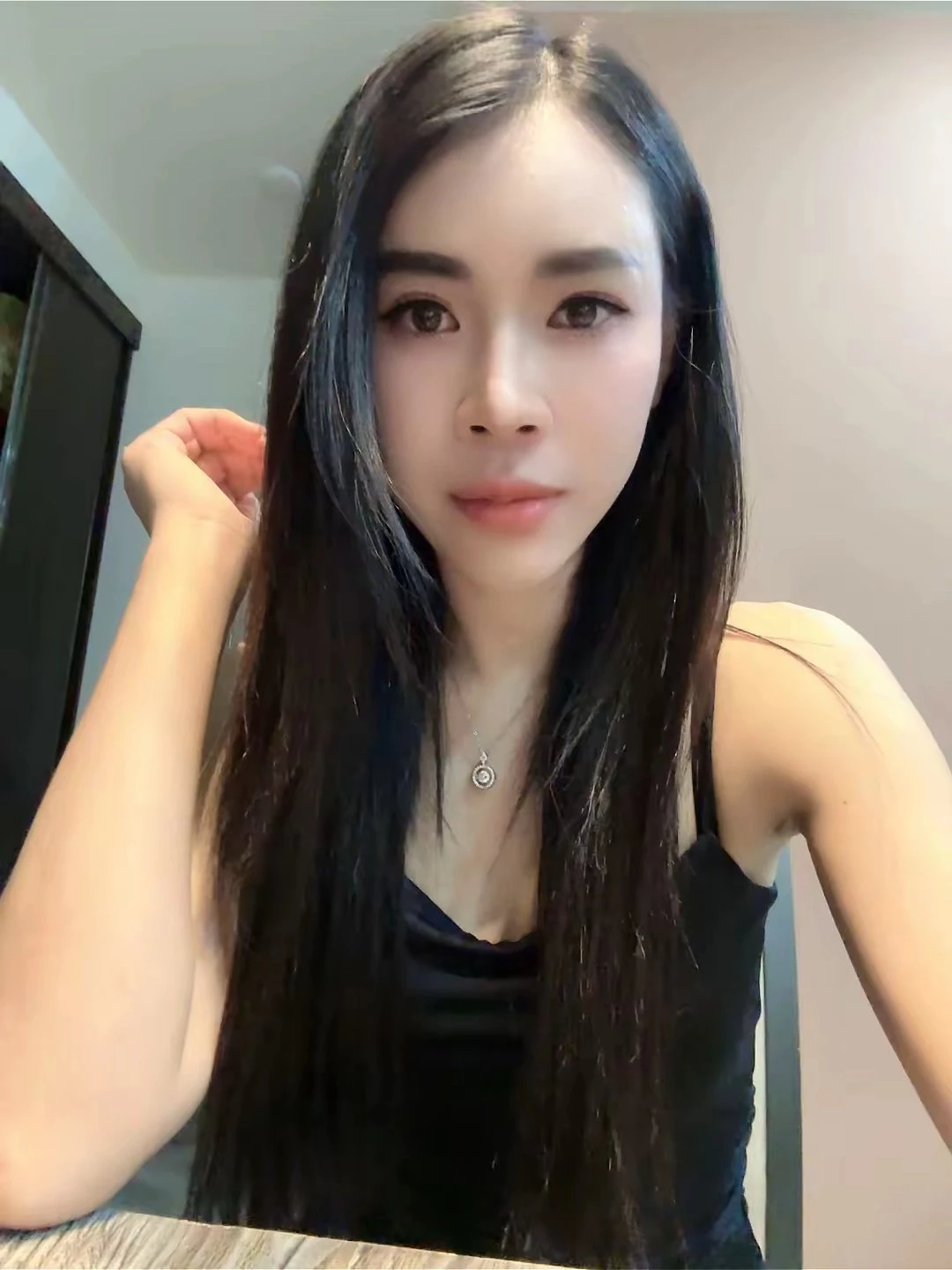 Hana – Thai adult performer in Armenia — 4 / 7