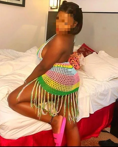 Cathy, Escort, Cairo