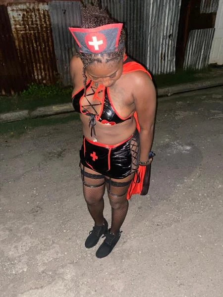 KessyDee, Escort, Kingston