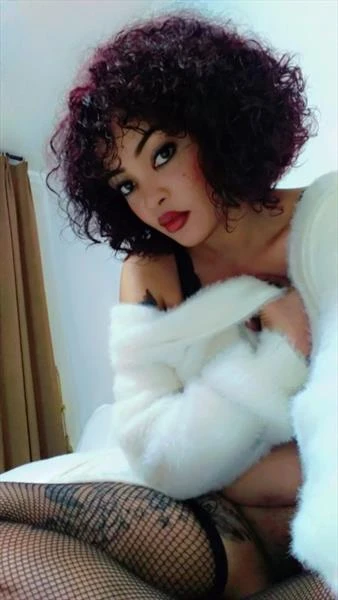 Ebony zlata, Escort, Guangzhou