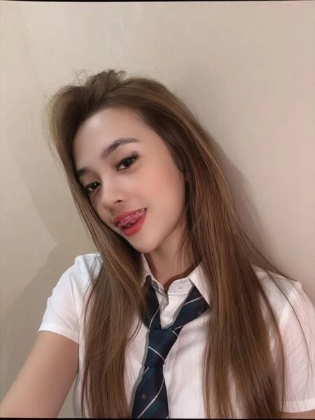 Stacy, Escort, Cebuano