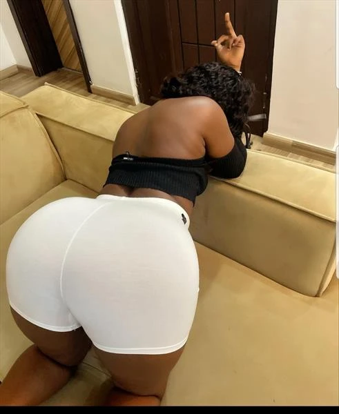 Hornybae, Escort, Accra