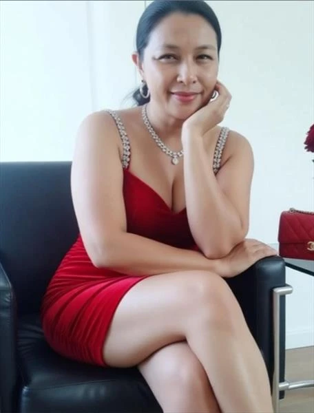 Ayesha Lass, Escort, Makati