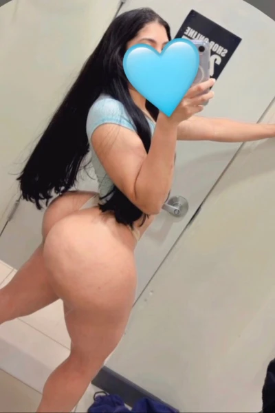 Aleja, Escort, San Juan
