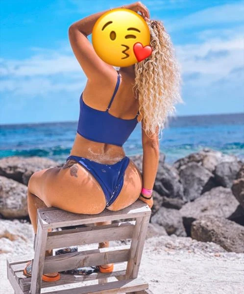 Escort, Nassau