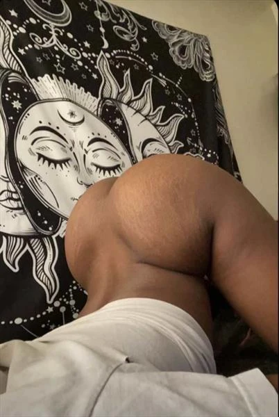Tee — 1 / 2