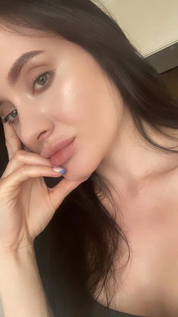 Nina – Russian escort in Hong Kong — 7 / 10
