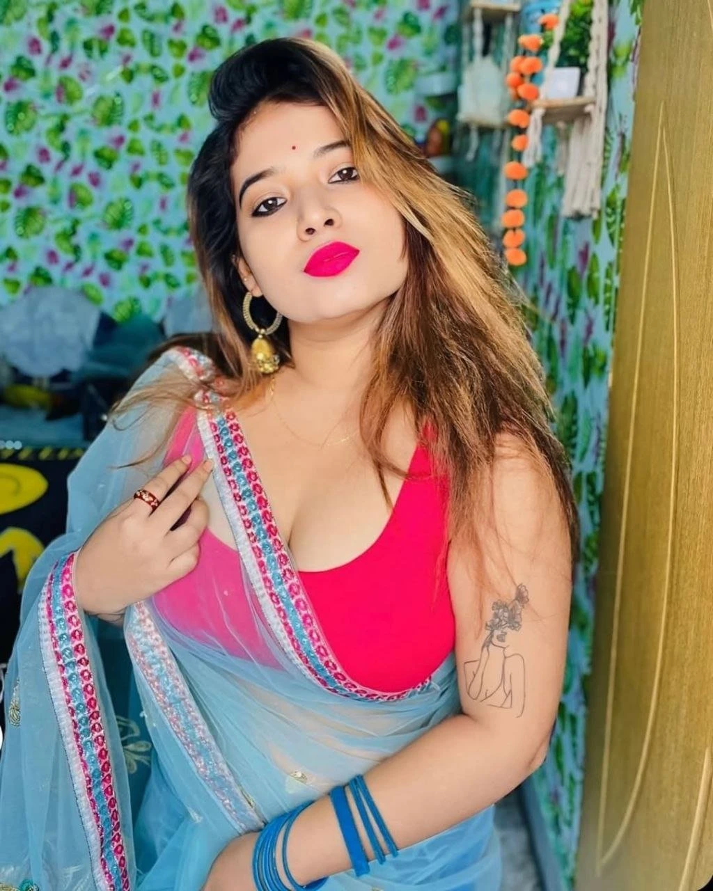 Sanjana Patel – Indian escort in Ahmedabad — 2 / 3