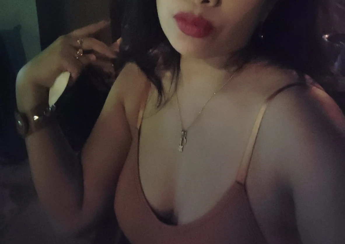Nia – Indian escort in Bangalore, Escort, Banga