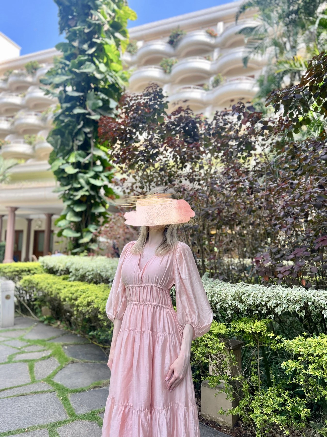 Cara Greene – escort in Hong Kong — 13 / 22