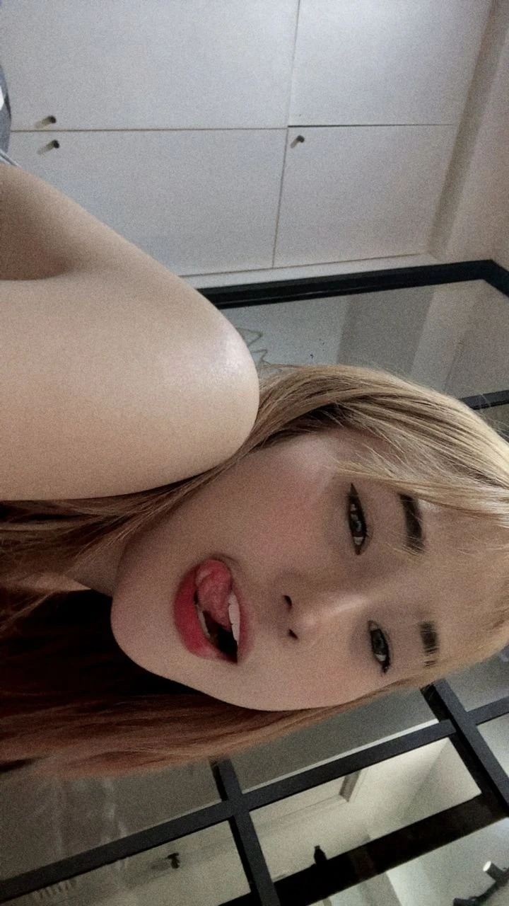 Sexy Natural filipina Just Landed – Filipino escort in Hong Kong — 14 / 16