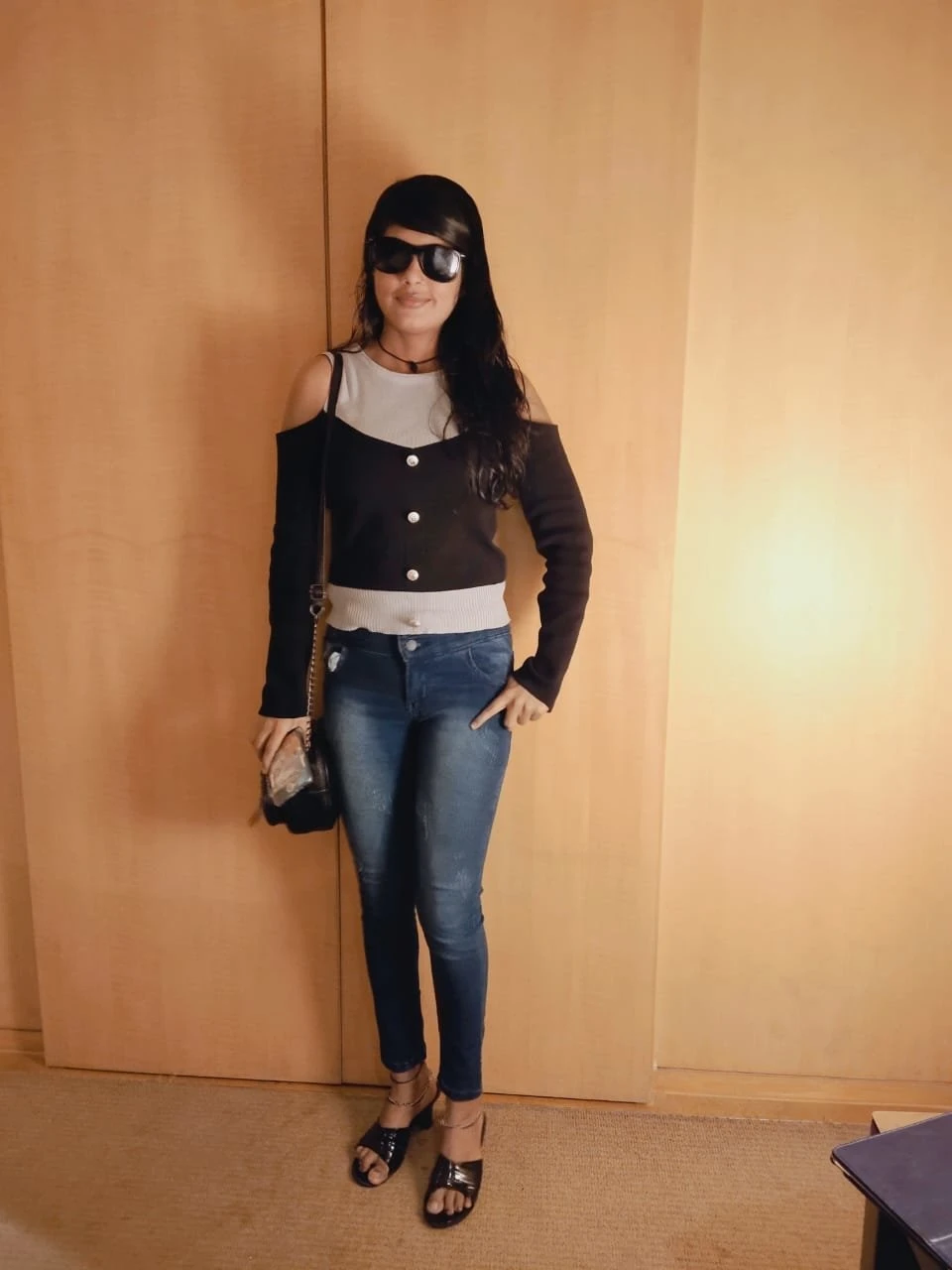 Web cam – Indian escort in Bangalore — 4 / 5