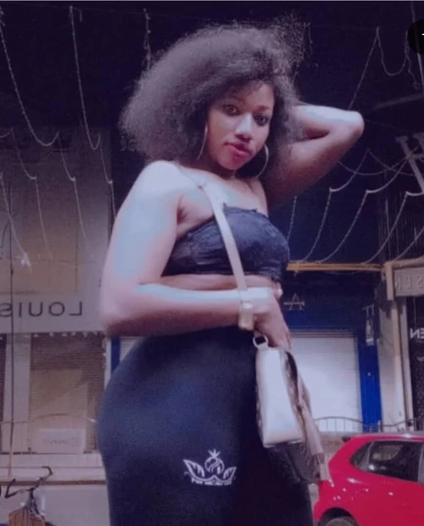 Queen Anal – South African escort in Bangalore — 4 / 5