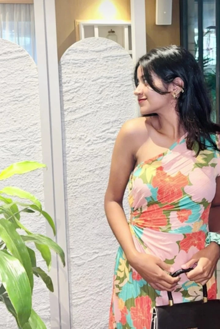 Aayushiii Roy – Indian escort in Chennai — 1 / 6