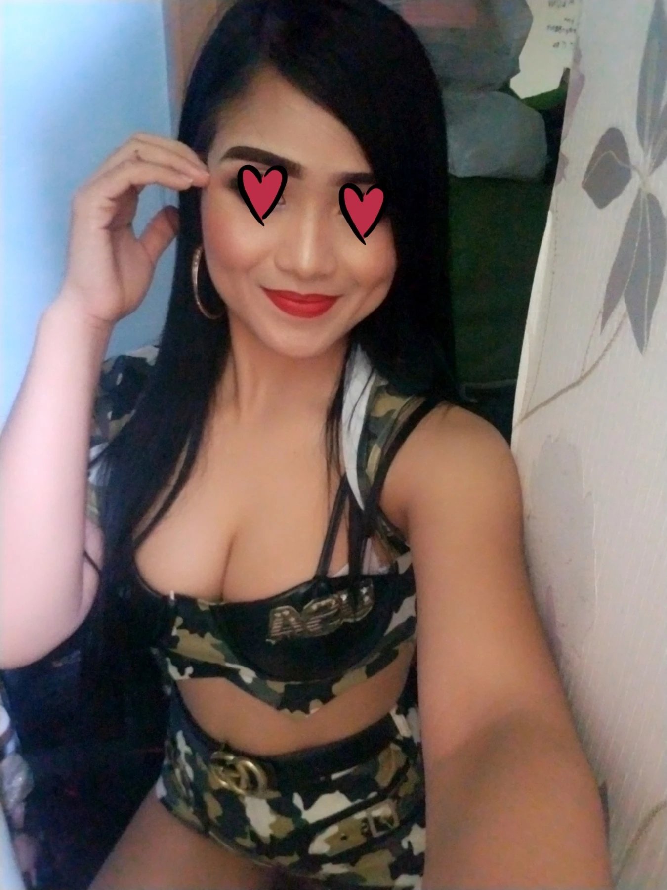 Chleo – Indonesian escort in Hong Kong — 3 / 8