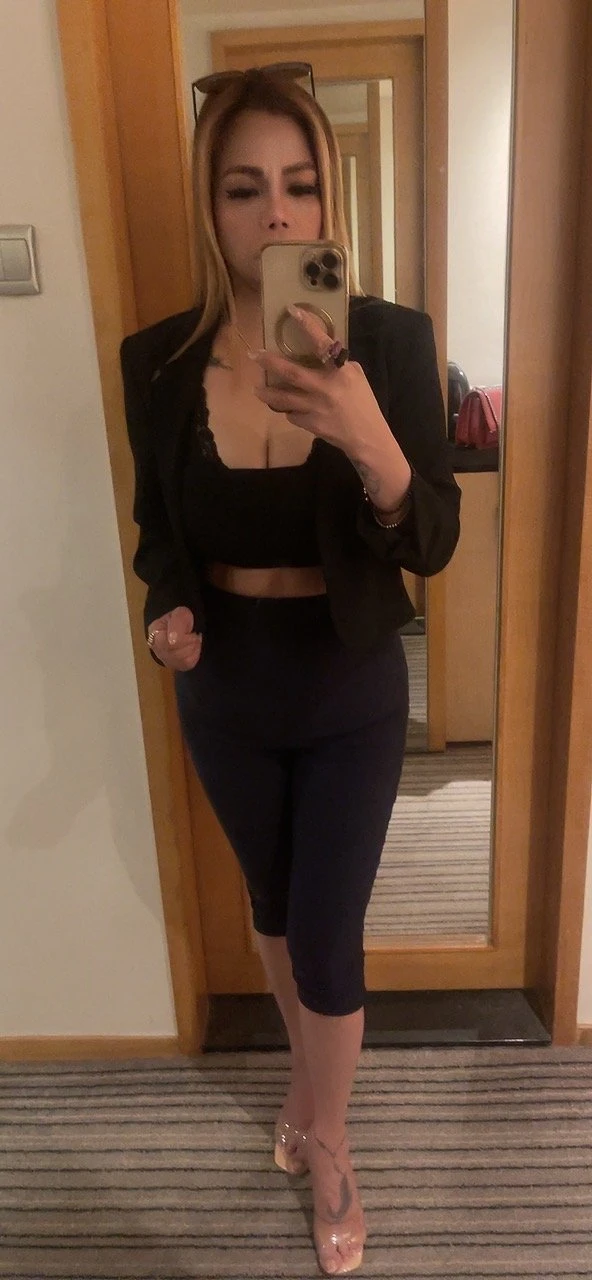 Jess Hottest party Girl – Japanese escort in Hong Kong — 11 / 30