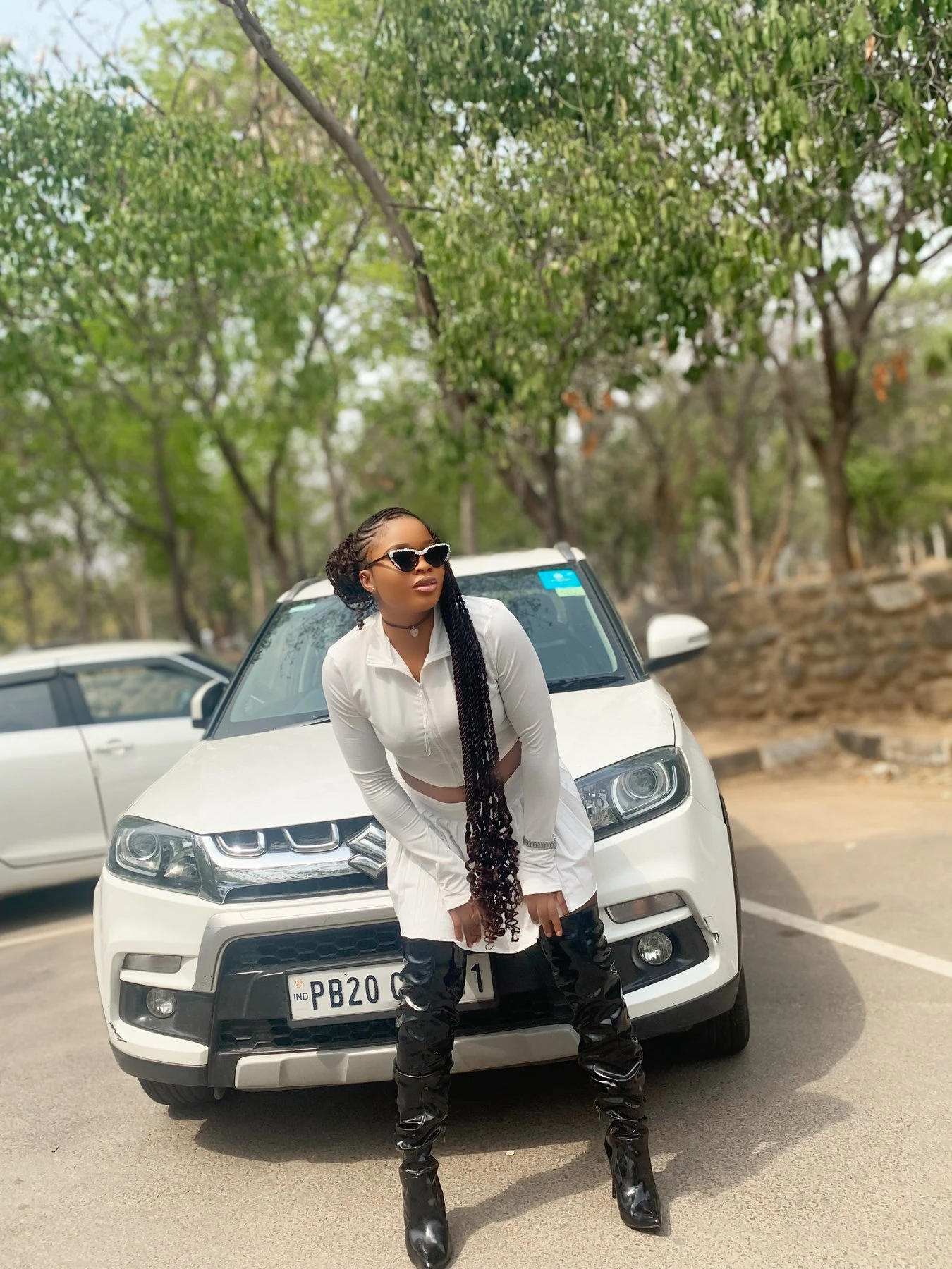Zirakpur – escort in Chandigarh — 4 / 5
