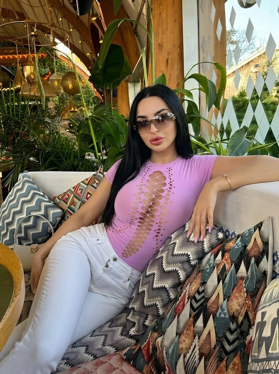 Gwendolyn Desire Goddess – Russian escort in Hong Kong, Escort, Hong Kong