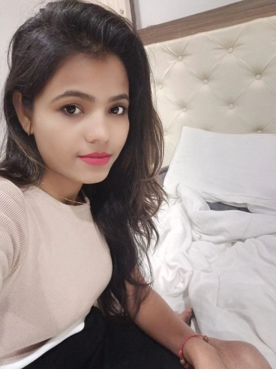 Happy – Indian escort in Bangalore — 1 / 2