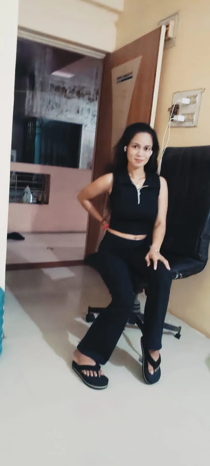 Reshma Cam Show Real Meet Bangalore 🤍 – Indian escort in Bangalore — 2 / 11